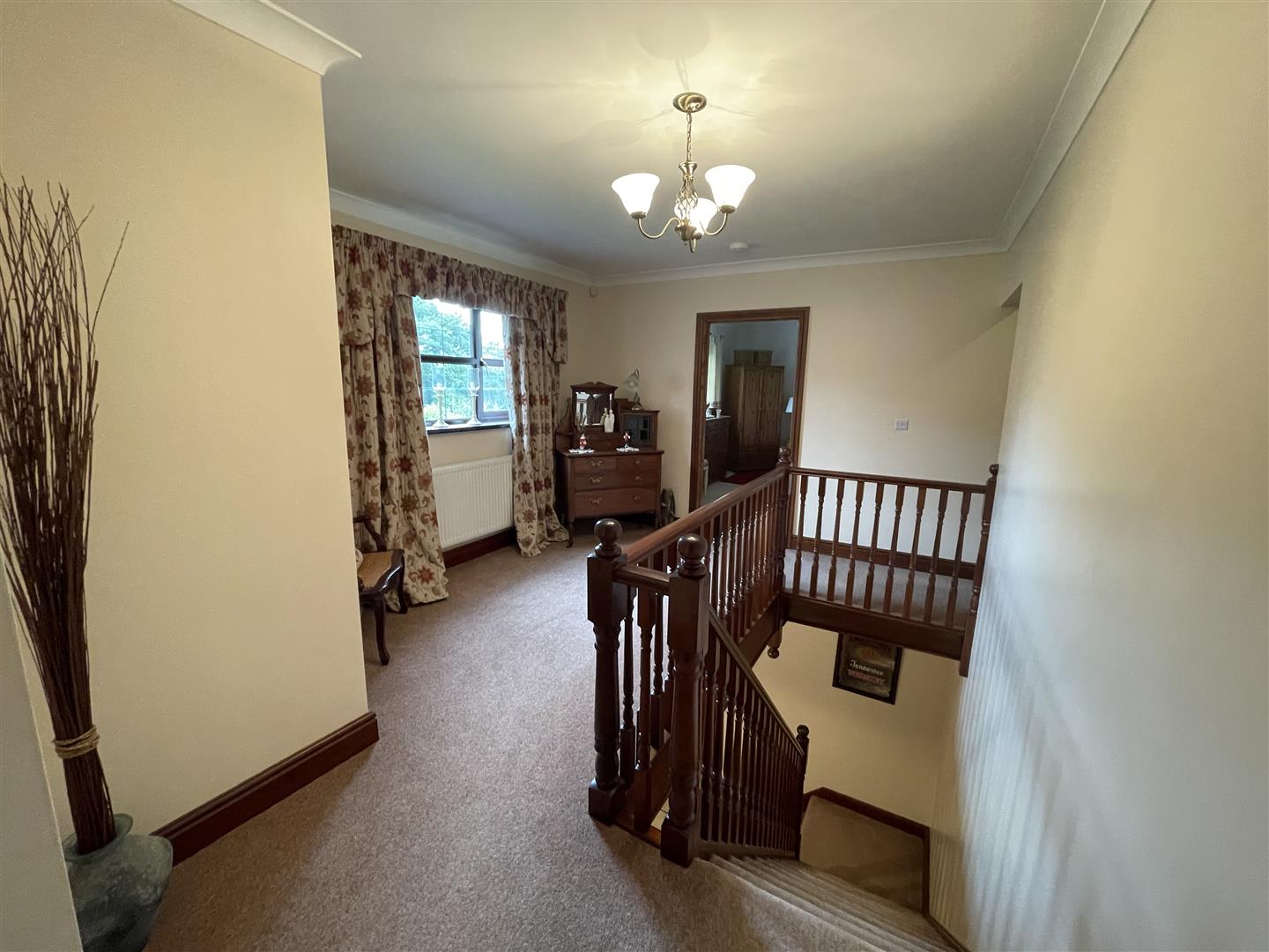 FIRST FLOOR/ GALLERY LANDING